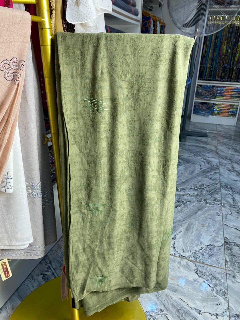 Ivory Lace Edge Veil